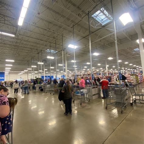 Sam's club topeka - Nice place. Sales Associate/Cashier (Former Employee) - Topeka kansas - November 11, 2023. Sam's Club in Topeka KS was very nice to work for. The only real complaint is the customers! Topeka is a rough place and people are not to nice. However, after a while I was able to work in the back and not really have to deal with the customers. 